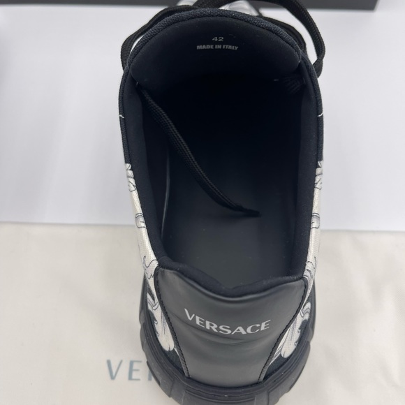Versace baroque-pattern print sneakers - Picture 7 of 9
